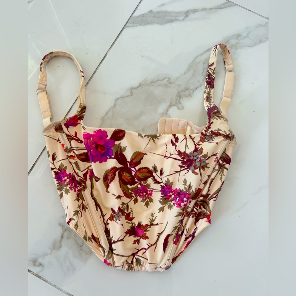 URBAN OUTFITTERS CORSET TOP SMALL